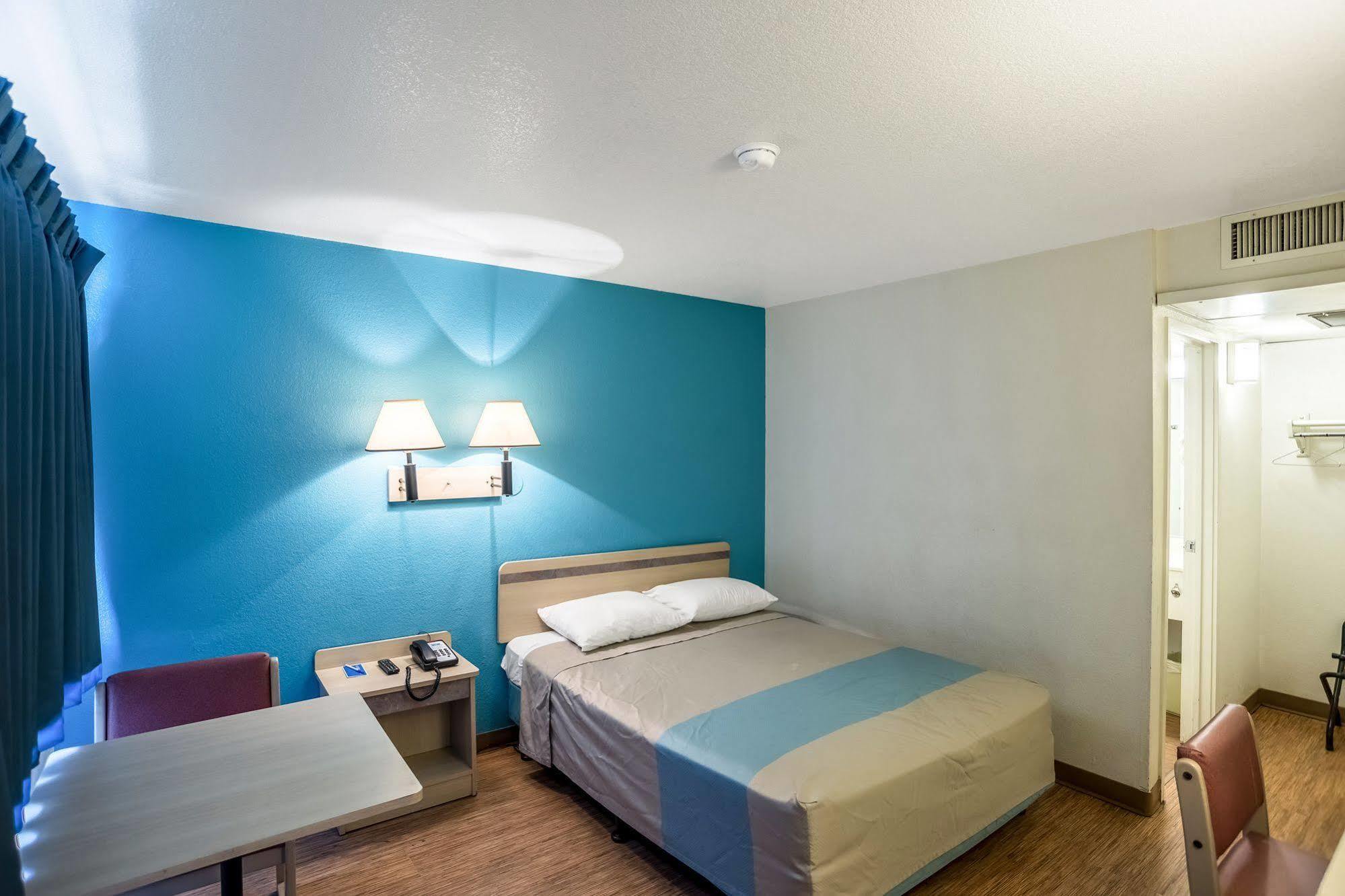 Oyo Hotel Willcox Esterno foto